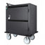 Gabinete de Carga Manhattan 716000 - 32 Puertos USB-C, 576W, con Ruedas